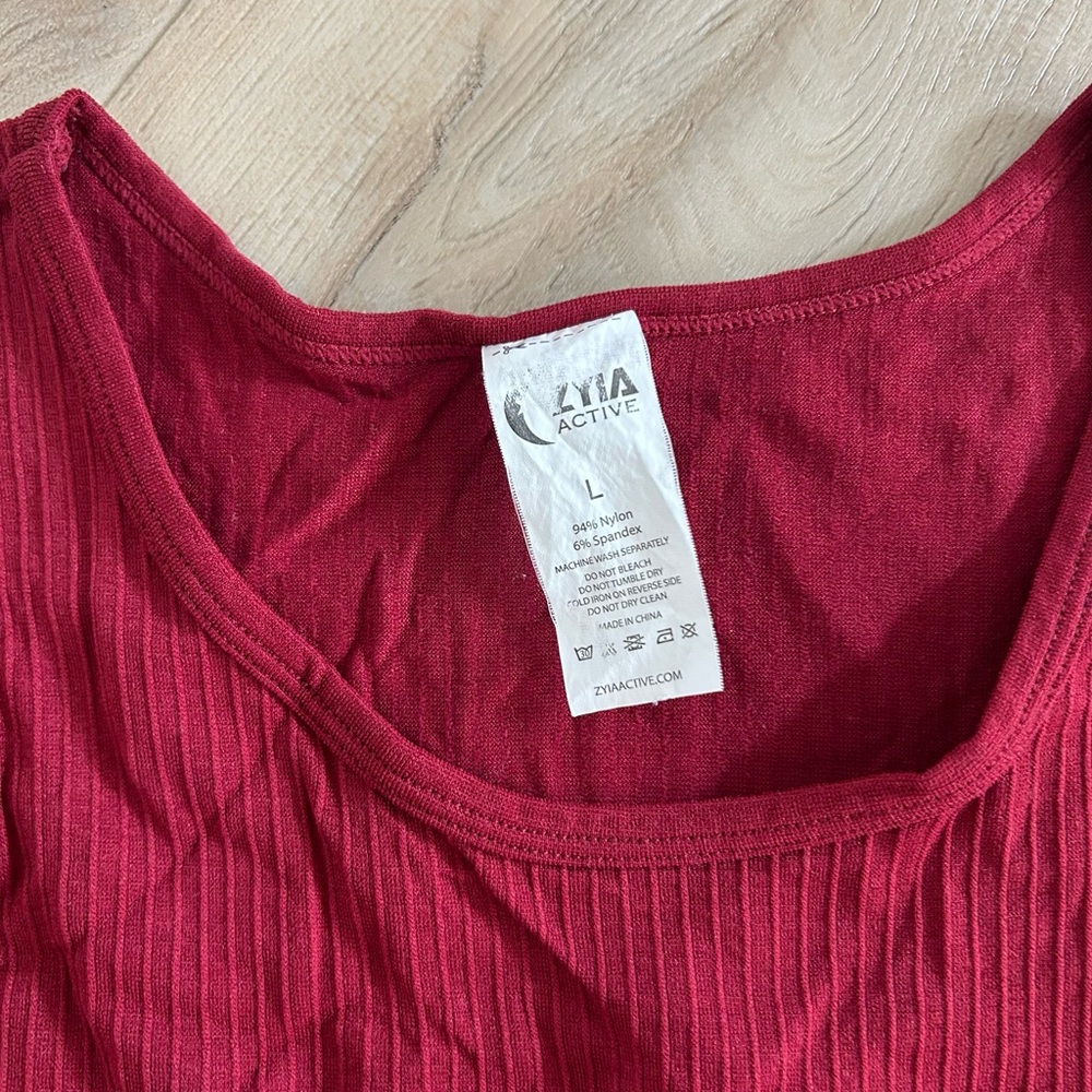Zyia Active Red Ribbed Top